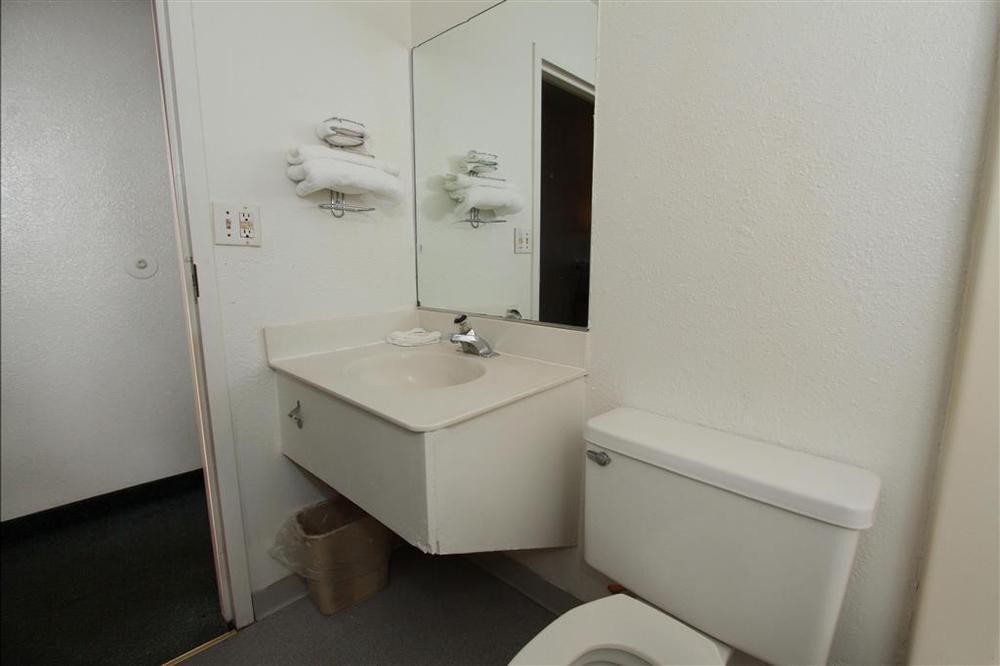 Motel 6-Toledo, Oh Моми Номер фото